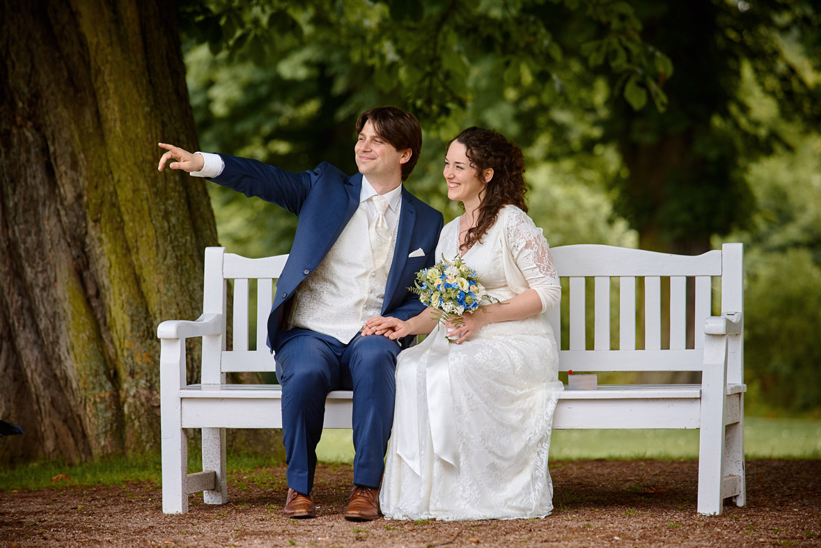 fotograf weimar heiraten verlobung hochzeitsfotos park Remise tiefurt hochzeitsfotograf weimar paarshooting hochzeit