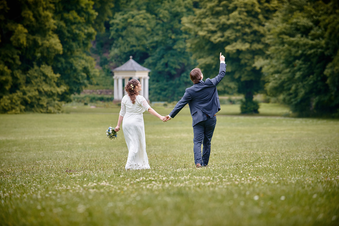 fotograf weimar heiraten verlobung hochzeitsfotos park Remise tiefurt hochzeitsfotograf weimar paarshooting hochzeit