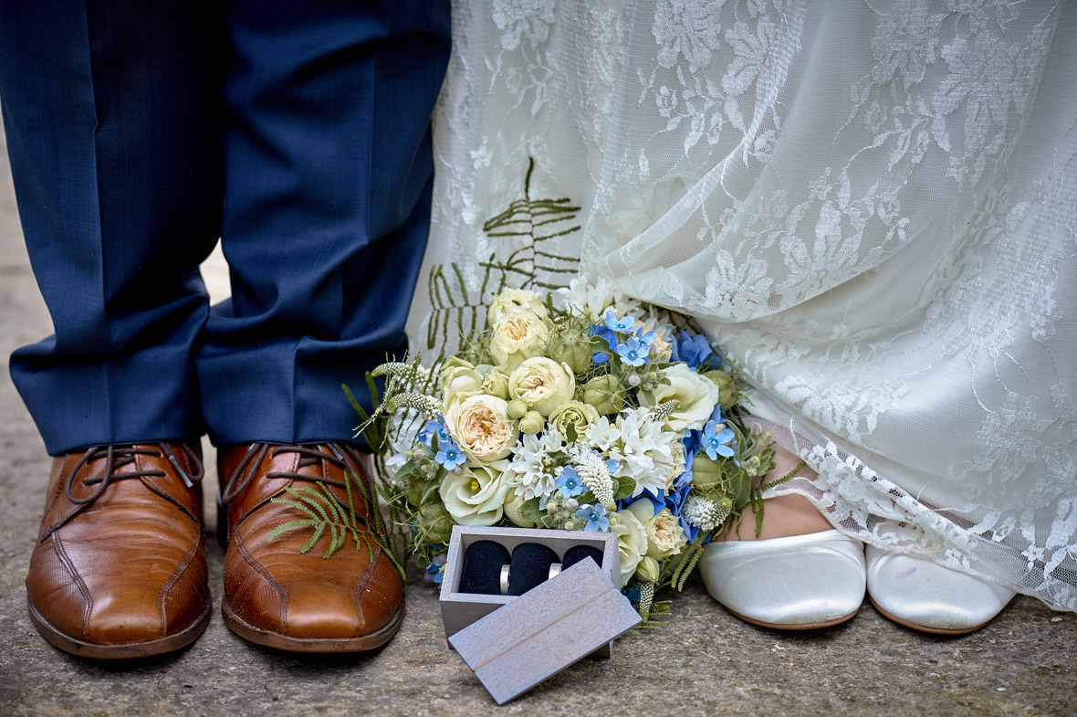 fotograf weimar heiraten verlobung hochzeitsfotos park Remise tiefurt hochzeitsfotograf weimar paarshooting hochzeit