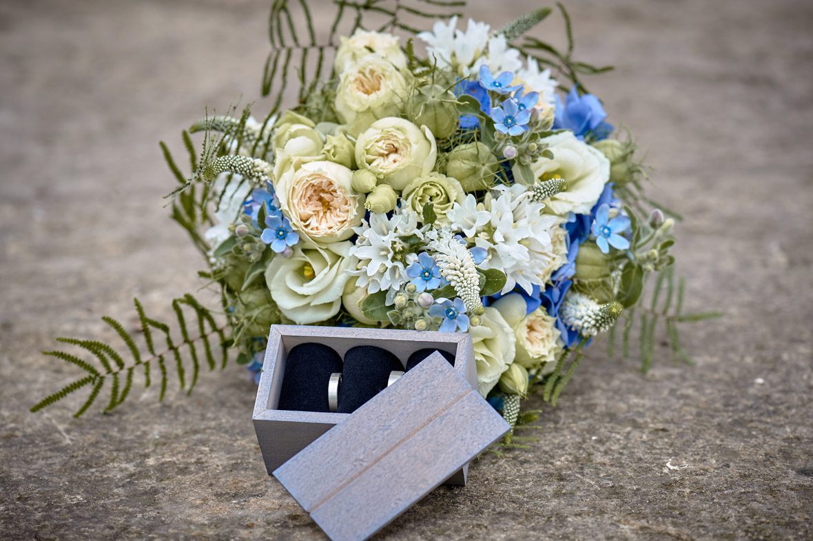 fotograf weimar heiraten verlobung hochzeitsfotos park Remise tiefurt hochzeitsfotograf weimar paarshooting hochzeit